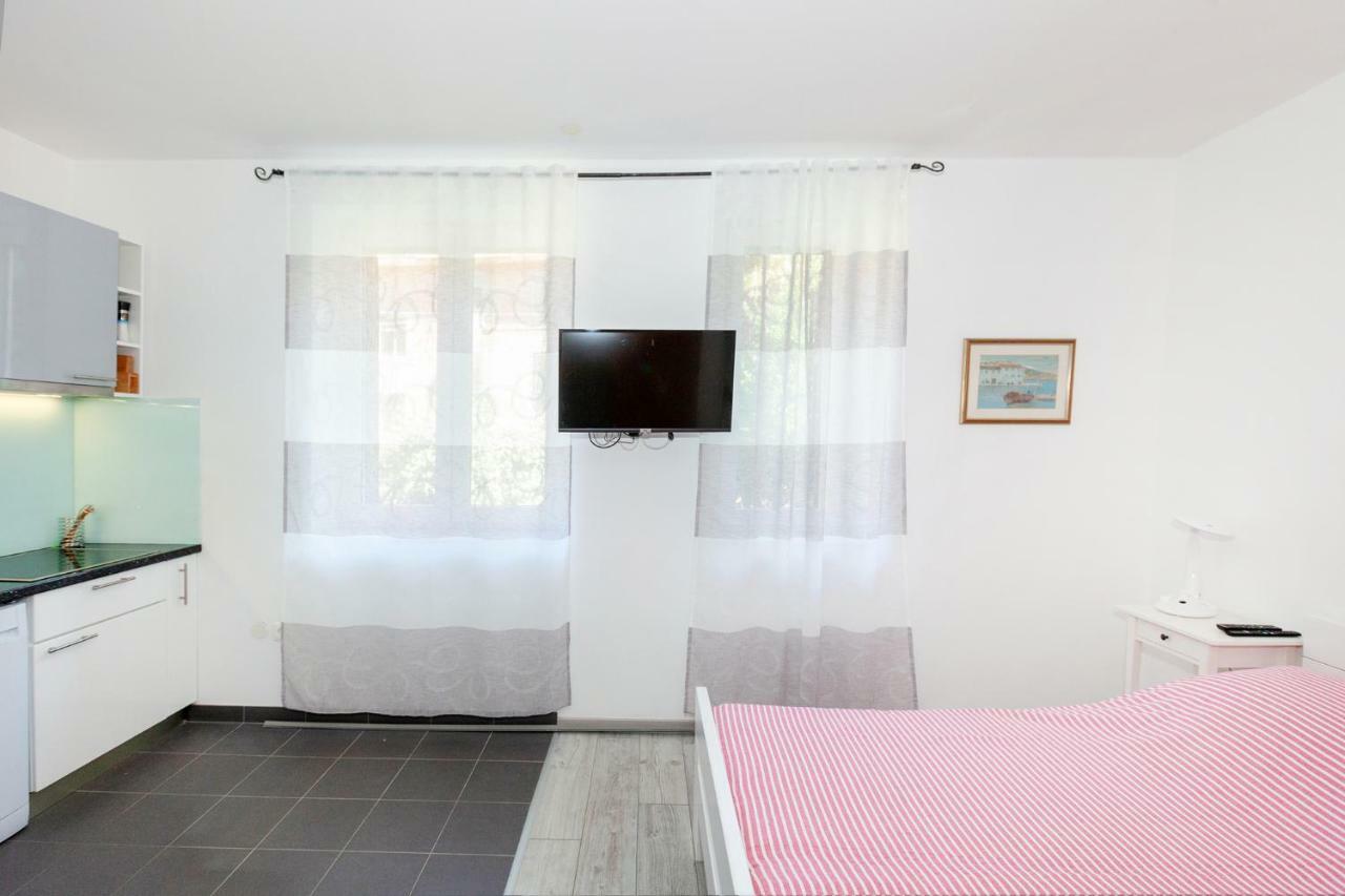 Studio Apartment Toma Split Buitenkant foto